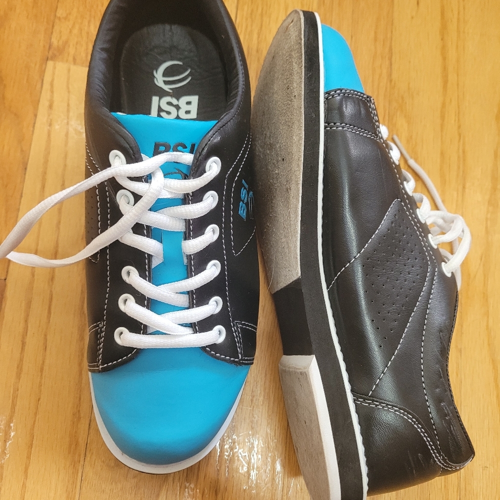 Bowling shoes